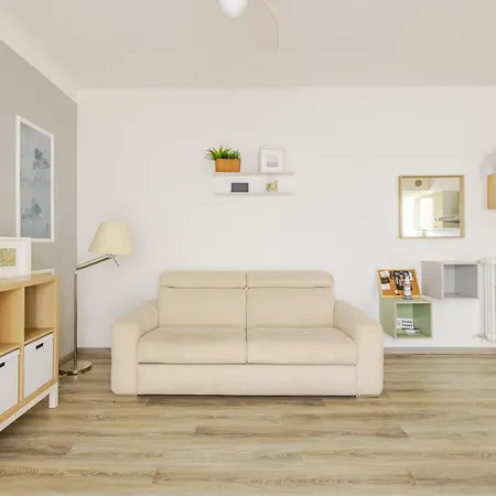 In Centro, Silenzioso Con Balcone San Remo